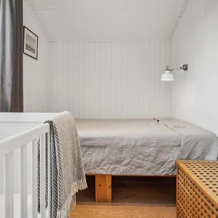 Nyaraló Three-bedroom In Knebel