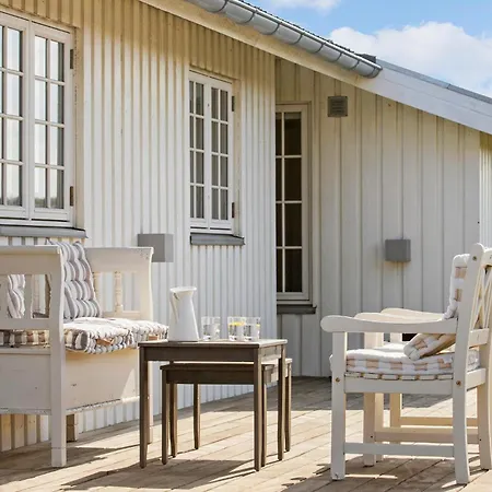 Semesterbostad Three-bedroom In *