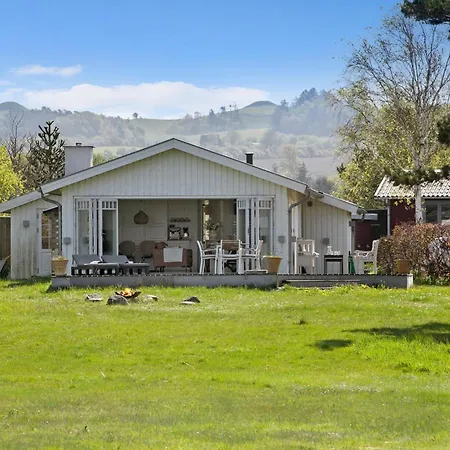Nyaraló Three-bedroom In *