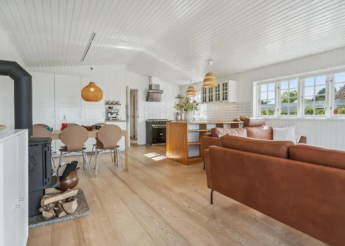 Дом отдыха Three-bedroom In